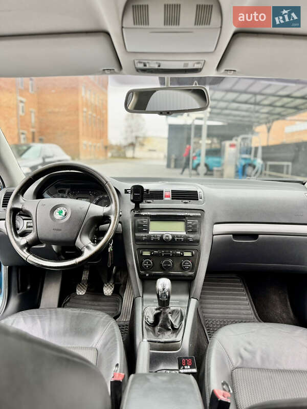 Лифтбек Skoda Octavia 2008 в Староконстантинове фото 15 Лифтбек Skoda Octavia 2008 в Староконстантинове