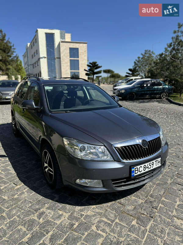 Универсал Skoda Octavia 2010 в Львове фото 4 Универсал Skoda Octavia 2010 в Львове