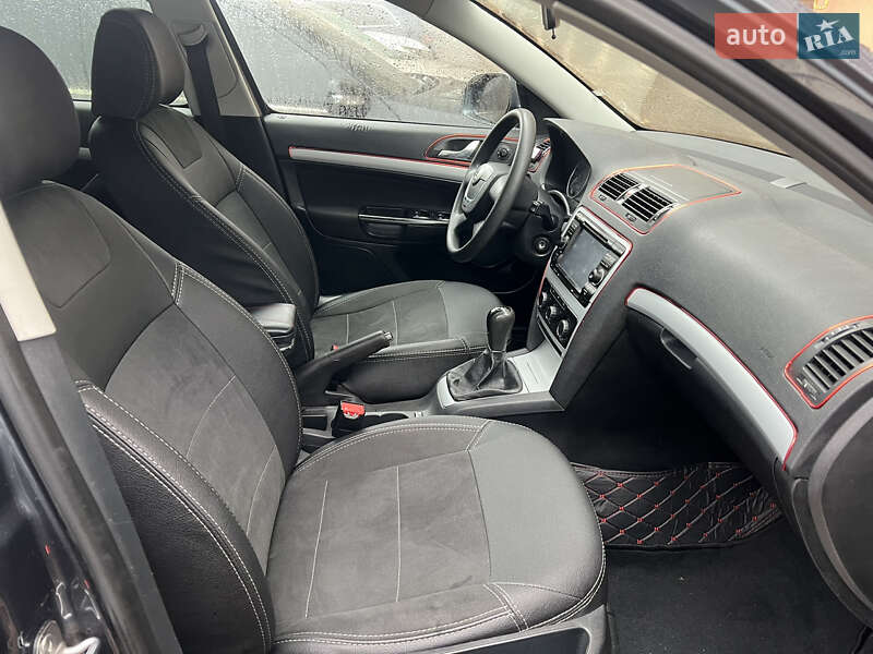 Лифтбек Skoda Octavia 2010 в Виннице