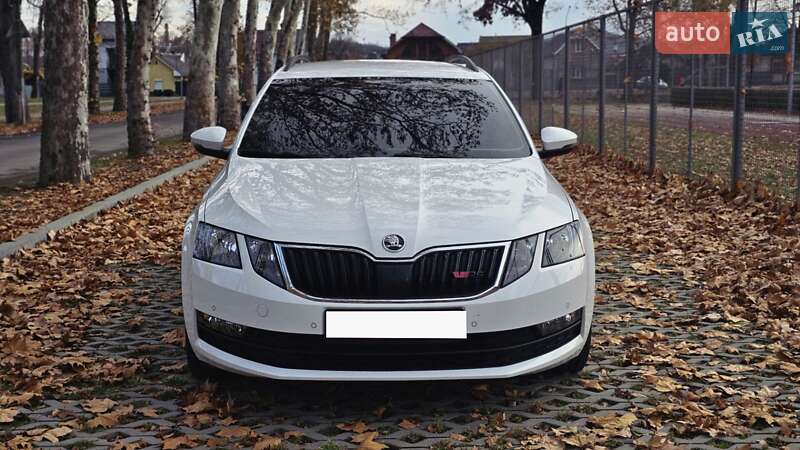Универсал Skoda Octavia 2017 в Мукачево фото Универсал Skoda Octavia 2017 в Мукачево