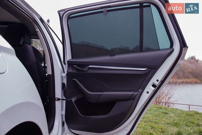 Универсал Skoda Octavia 2021 в Бердичеве