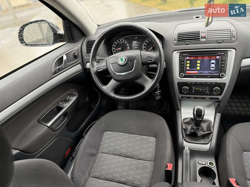 Универсал Skoda Octavia 2013 в Ровно