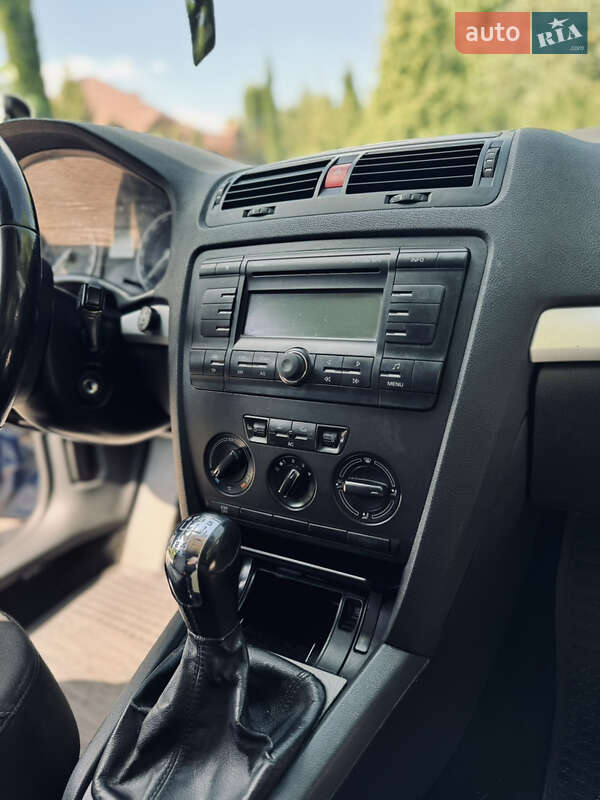 Универсал Skoda Octavia 2007 в Ровно