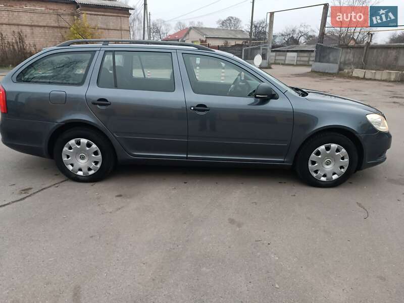 Универсал Skoda Octavia 2009 в Чернигове фото 3 Универсал Skoda Octavia 2009 в Чернигове