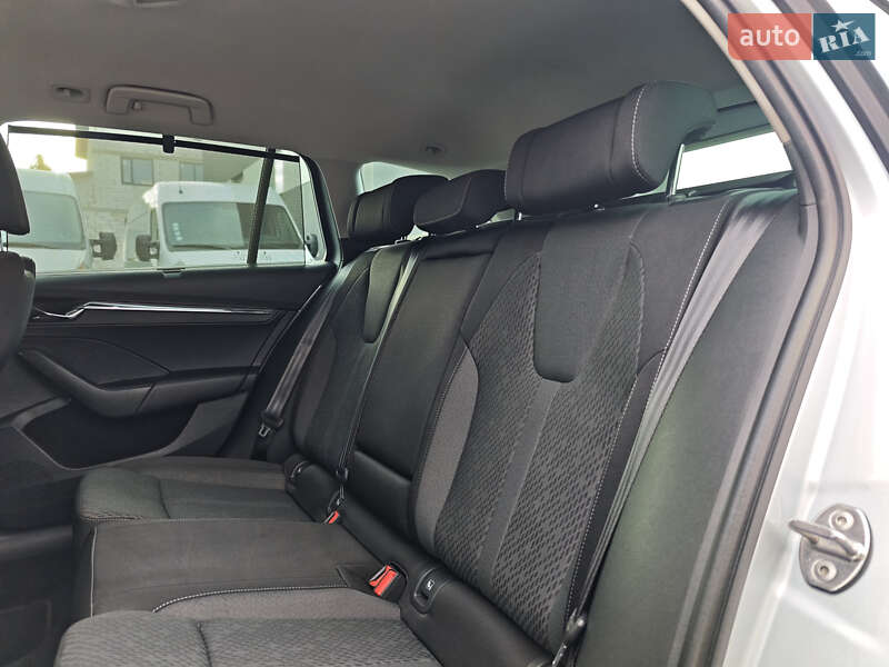 Універсал Skoda Octavia 2020 в Луцьку