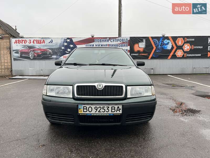 Лифтбек Skoda Octavia 2001 в Житомире
