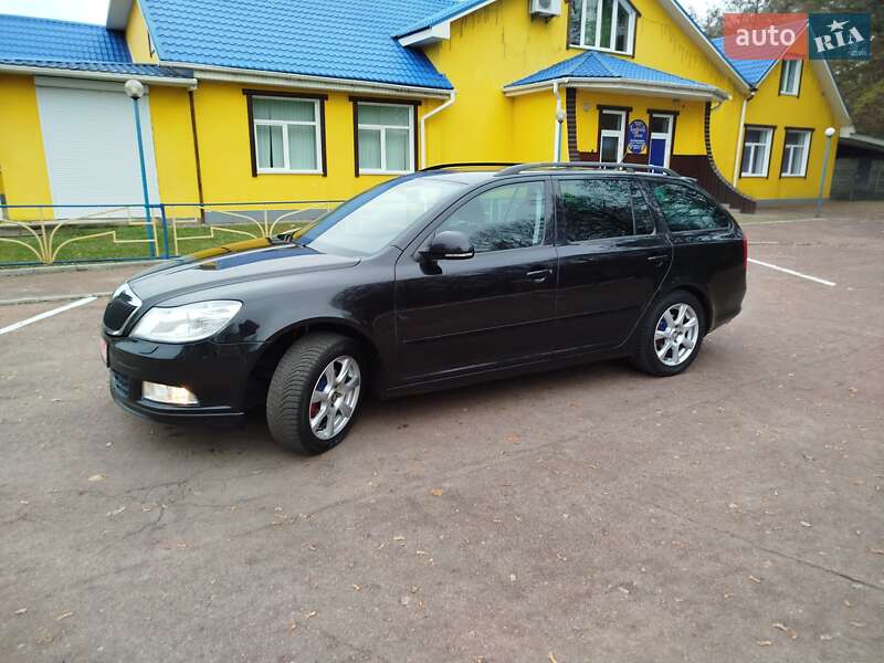Універсал Skoda Octavia 2010 в Конотопі