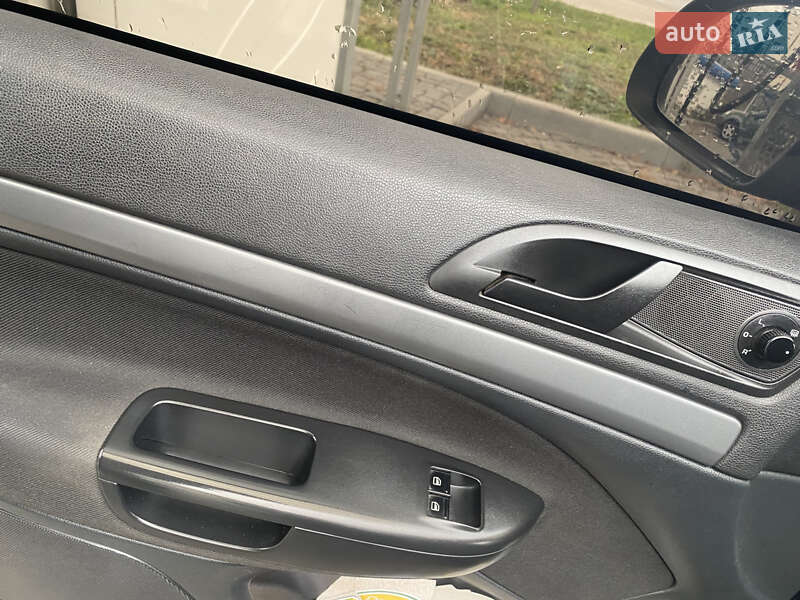 Универсал Skoda Octavia 2011 в Хмельницком фото 6 Универсал Skoda Octavia 2011 в Хмельницком