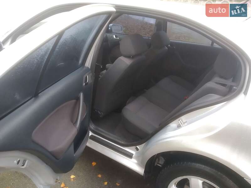 Лифтбек Skoda Octavia 2003 в Корце фото 3 Лифтбек Skoda Octavia 2003 в Корце