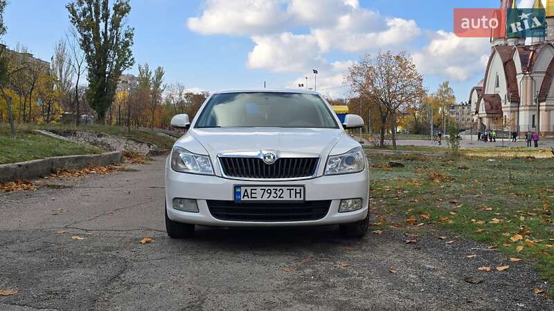 Лифтбек Skoda Octavia 2012 в Днепре фото 2 Лифтбек Skoda Octavia 2012 в Днепре