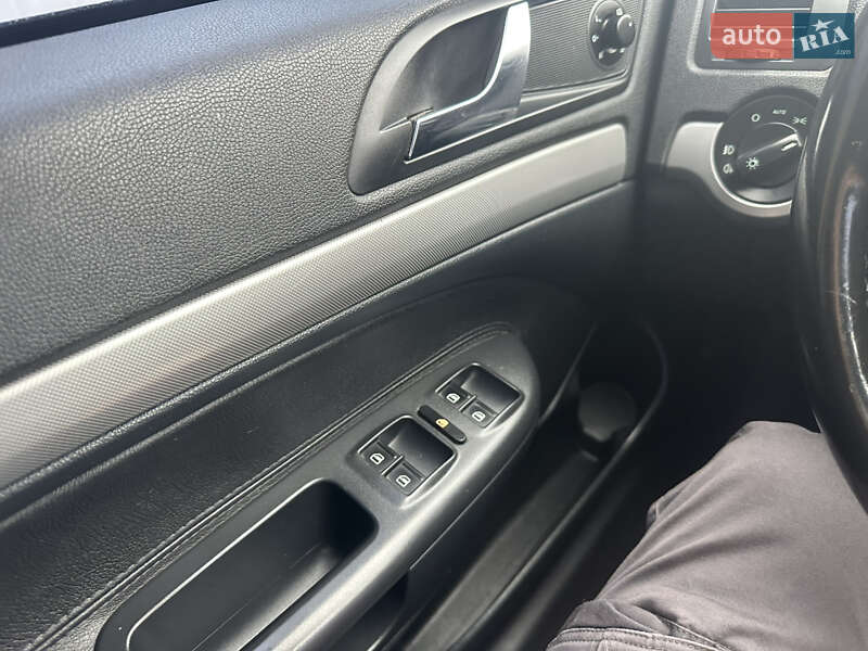 Универсал Skoda Octavia 2012 в Нежине