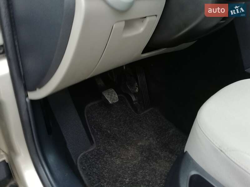 Универсал Skoda Octavia 2005 в Ровно