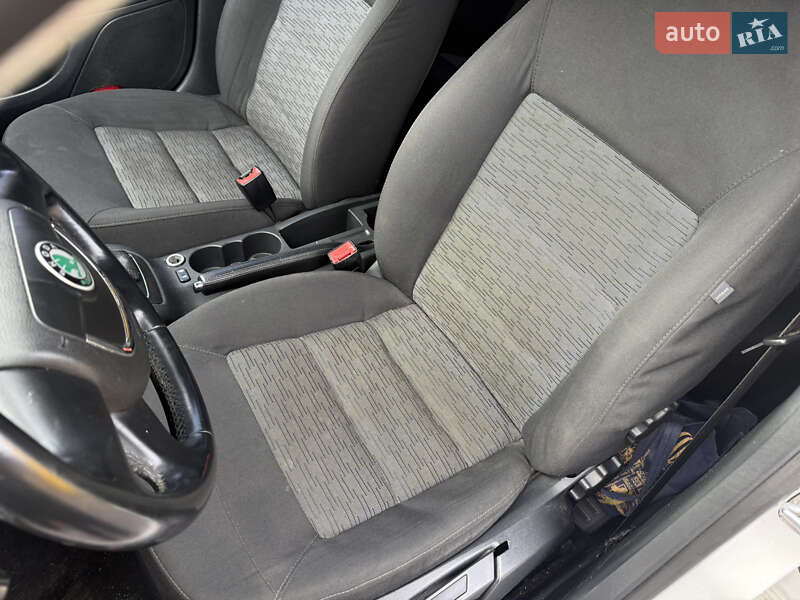 Универсал Skoda Octavia 2010 в Шепетовке