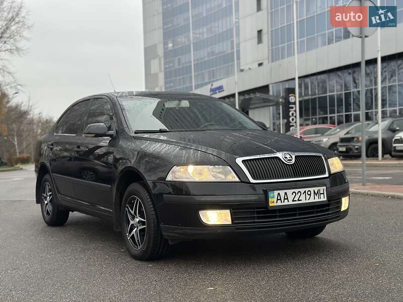 Лифтбек Skoda Octavia 2008 в Киеве