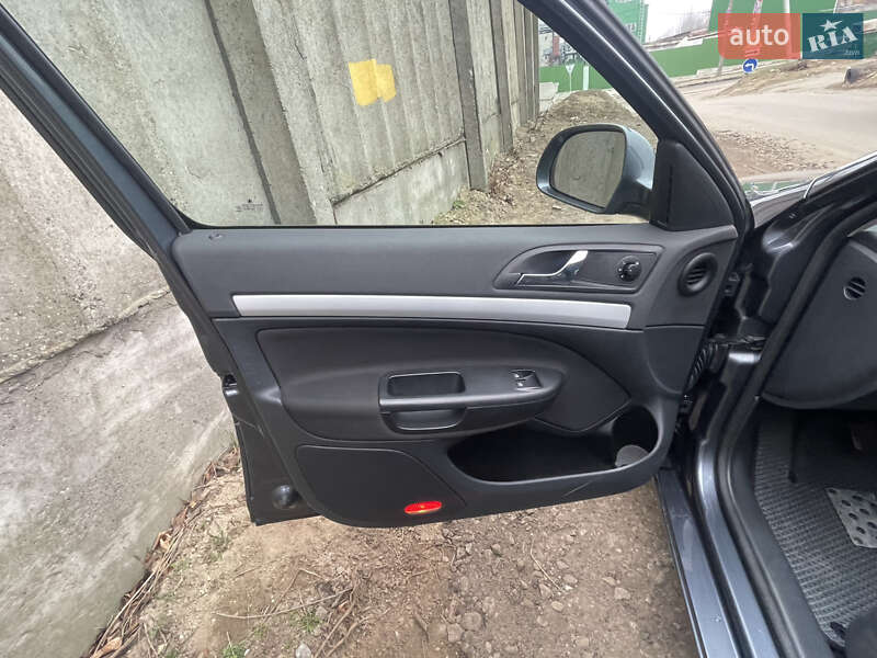 Універсал Skoda Octavia 2009 в Миколаєві