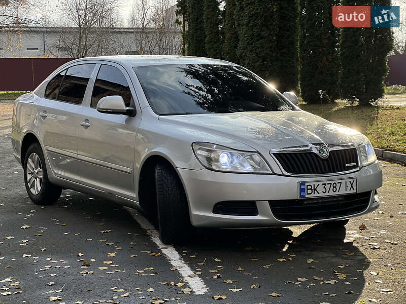 Ліфтбек Skoda Octavia 2012 в Кореці