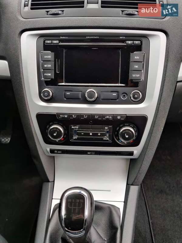 Универсал Skoda Octavia 2012 в Барышевке