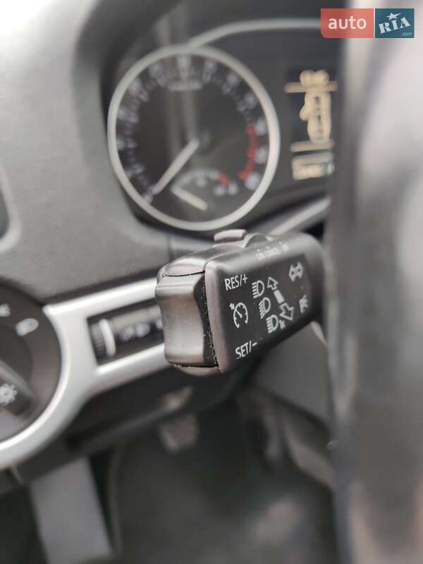 Универсал Skoda Octavia 2012 в Барышевке