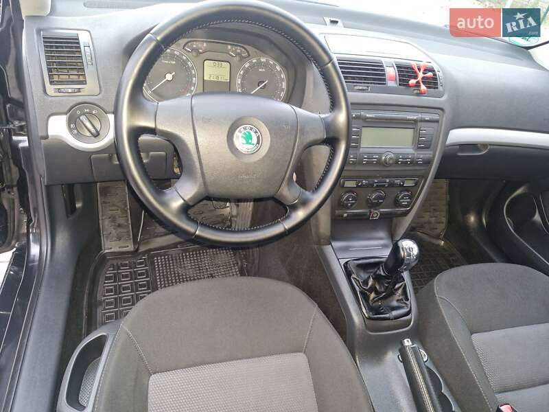 Лифтбек Skoda Octavia 2007 в Житомире
