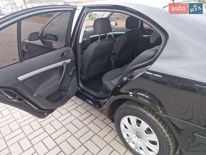 Лифтбек Skoda Octavia 2007 в Житомире