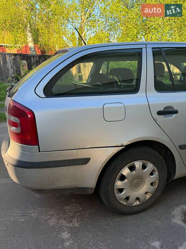 Универсал Skoda Octavia 2012 в Ичне