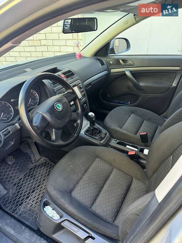 Универсал Skoda Octavia 2012 в Ичне