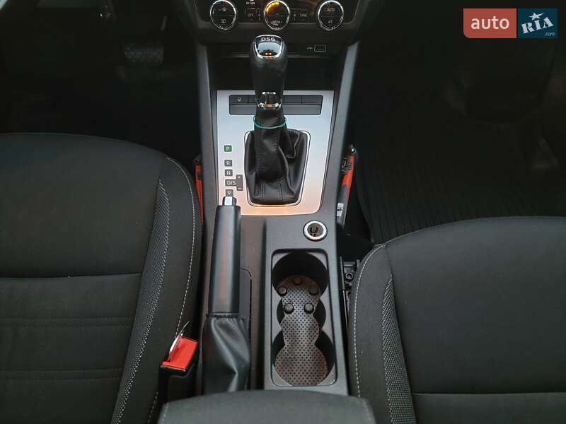 Универсал Skoda Octavia 2019 в Сарнах фото 32 Универсал Skoda Octavia 2019 в Сарнах