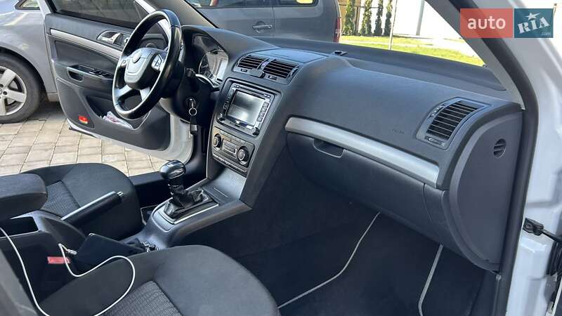 Універсал Skoda Octavia 2010 в Луцьку фото 24 Універсал Skoda Octavia 2010 в Луцьку