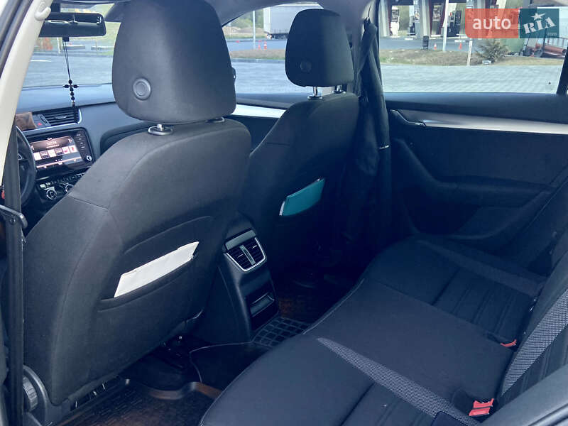 Лифтбек Skoda Octavia 2017 в Сваляве