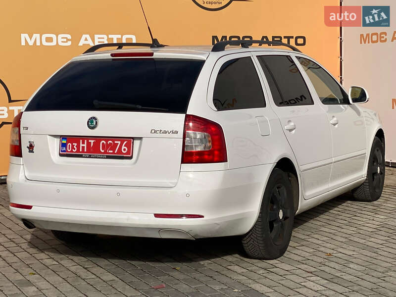 Універсал Skoda Octavia 2012 в Рівному
