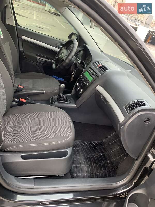 Лифтбек Skoda Octavia 2006 в Киеве фото 14 Лифтбек Skoda Octavia 2006 в Киеве