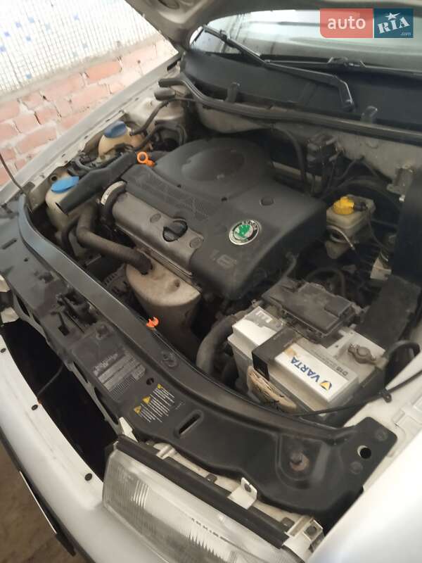 Лифтбек Skoda Octavia 1999 в Ровно