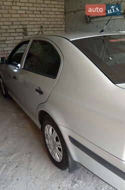 Ліфтбек Skoda Octavia 1999 в Рівному