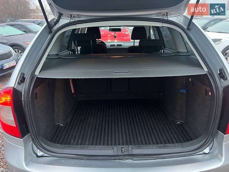 Универсал Skoda Octavia 2010 в Полтаве