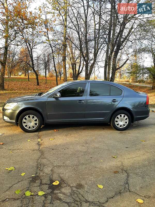 Лифтбек Skoda Octavia 2012 в Запорожье
