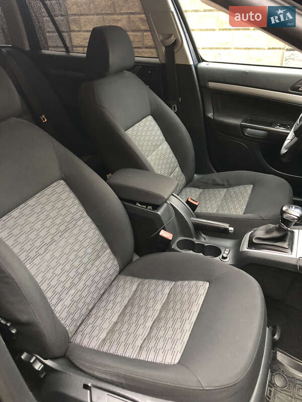 Универсал Skoda Octavia 2012 в Луцке