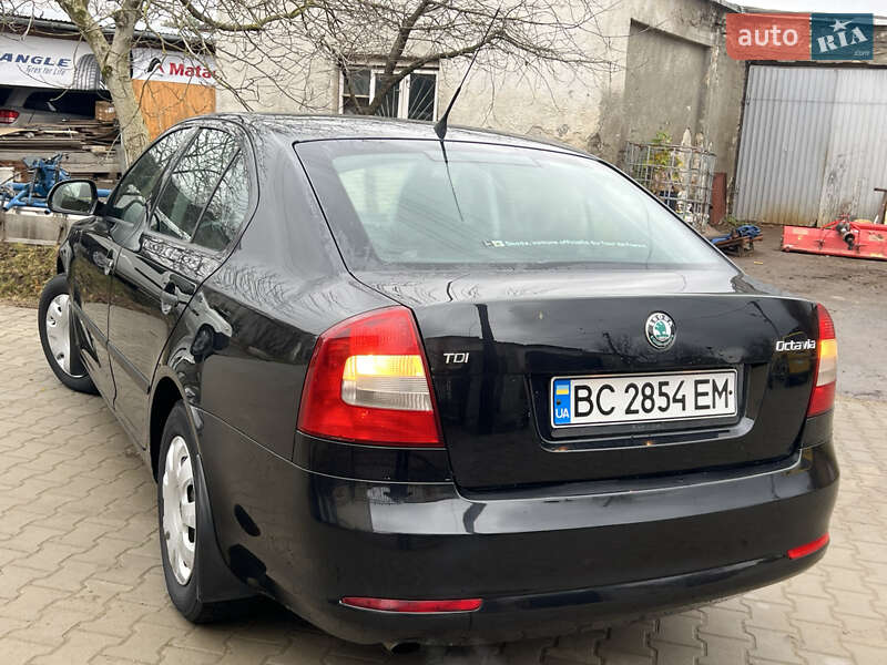 Лифтбек Skoda Octavia 2011 в Самборе