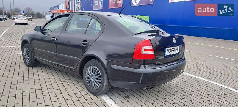 Лифтбек Skoda Octavia 2007 в Нововолынске