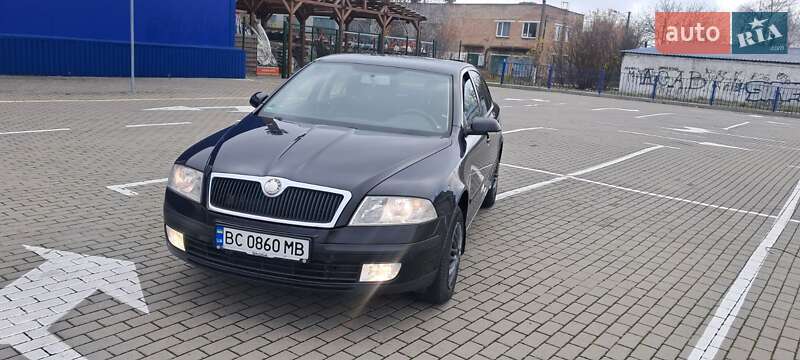 Лифтбек Skoda Octavia 2007 в Нововолынске