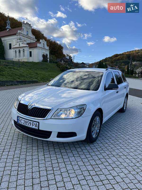 Универсал Skoda Octavia 2010 в Львове