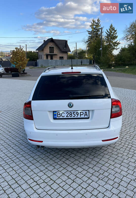 Универсал Skoda Octavia 2010 в Львове