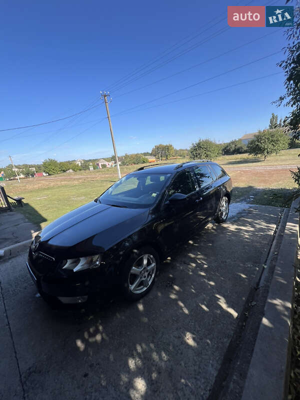 Универсал Skoda Octavia 2014 в Чернигове