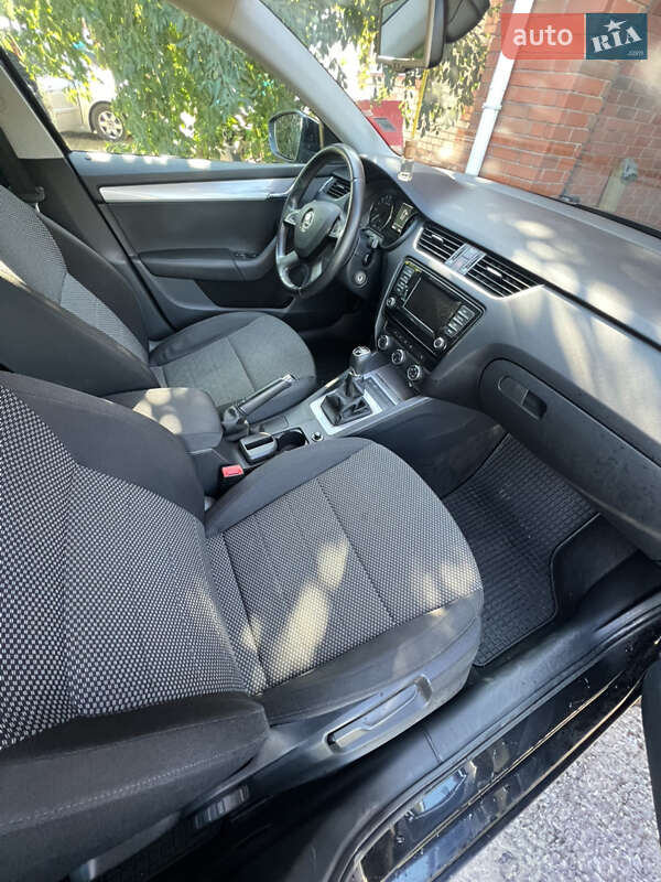 Универсал Skoda Octavia 2014 в Чернигове