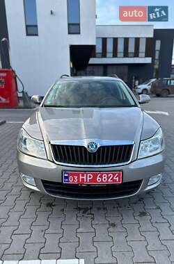 Універсал Skoda Octavia 2012 в Вінниці