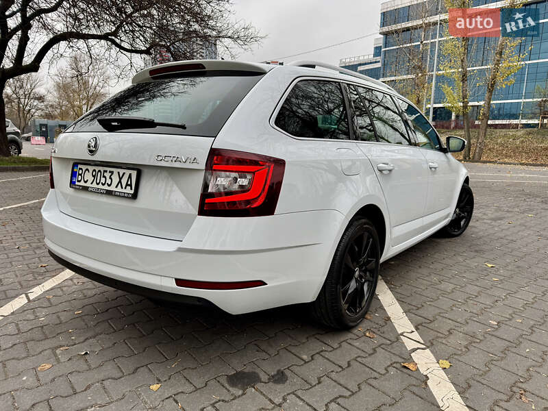 Универсал Skoda Octavia 2019 в Киеве