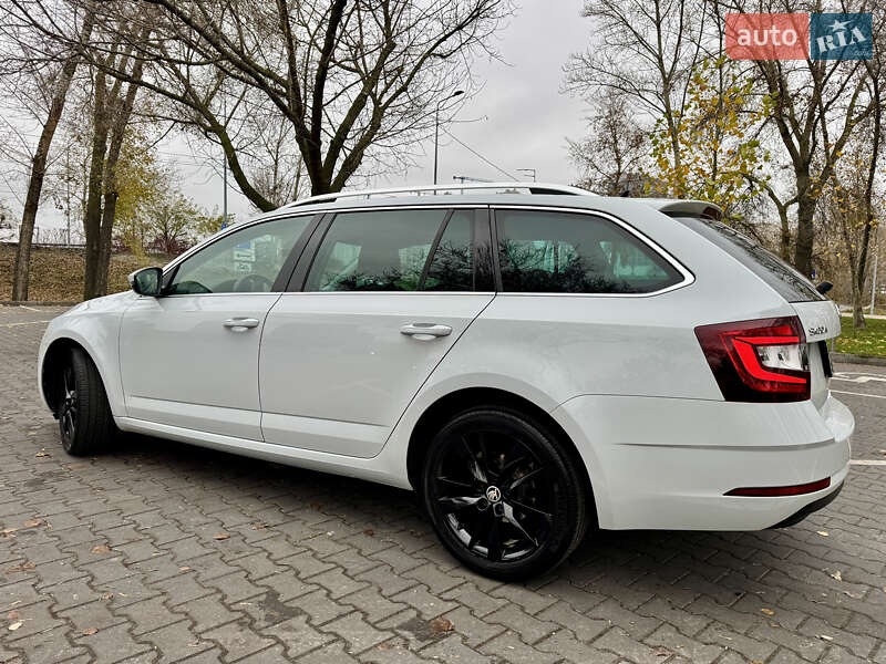 Универсал Skoda Octavia 2019 в Киеве