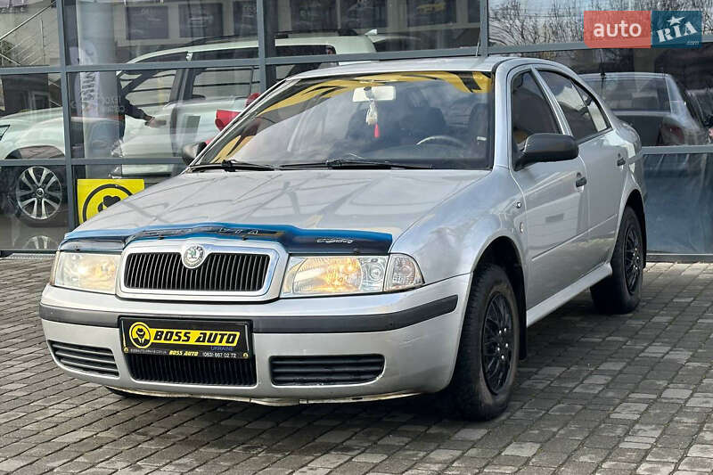 Лифтбек Skoda Octavia 2004 в Ивано-Франковске