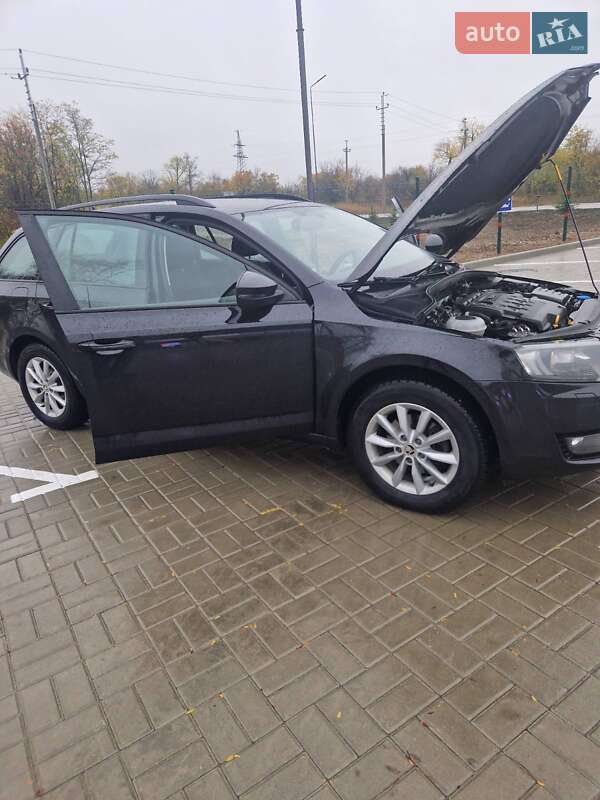 Универсал Skoda Octavia 2014 в Кропивницком