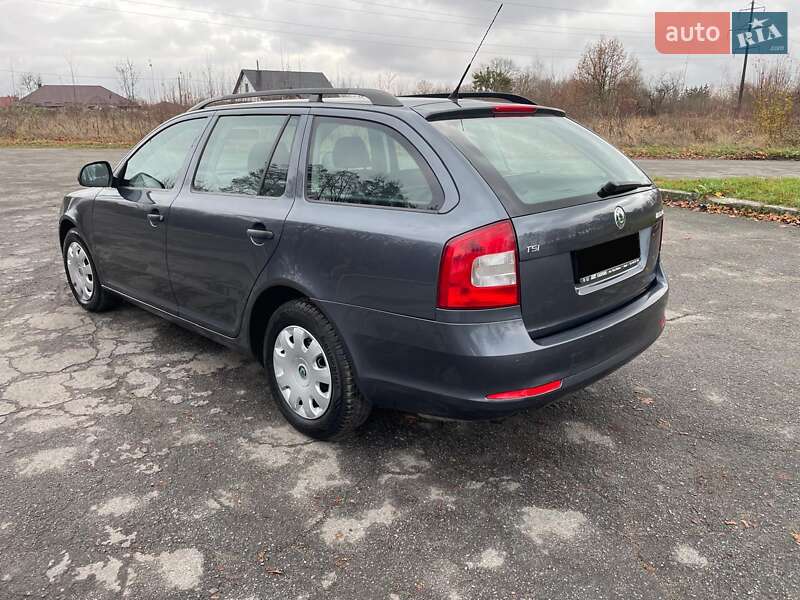 Универсал Skoda Octavia 2009 в Владимире