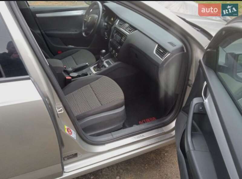 Лифтбек Skoda Octavia 2015 в Дрогобыче фото 12 Лифтбек Skoda Octavia 2015 в Дрогобыче